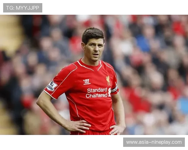 零号足球球星是谁？揭开足球界神秘人物背后的故事与传奇成就